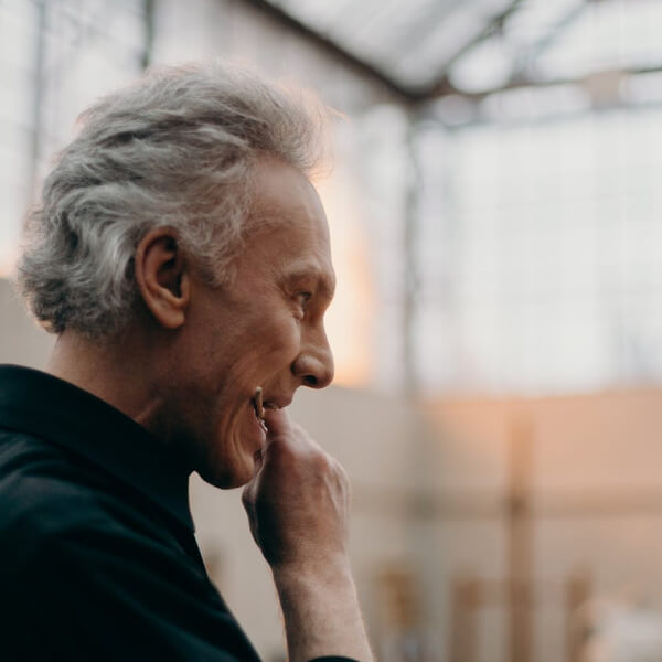 painter-artist-portfolio-about-painter-img